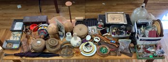 A table lot of miscellaneous items,