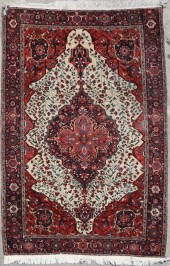 A TABRIZ RUGA Tabriz rugapprox