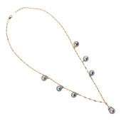 A TAHITIAN CULTURED PEARL AND