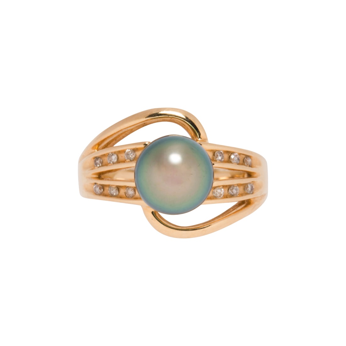 A TAHITIAN CULTURED PEARL,