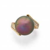 A TAHITIAN SOUTH SEA PEARL, DI