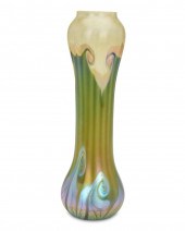A TALL QUEZAL ART GLASS VASEA