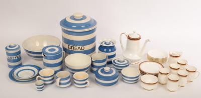 A TG Green Cornishware bread