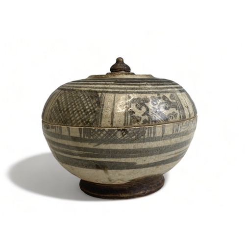 A Thai 'Sawankhalok' pottery lidded