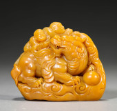 A TIANHUANG STONE CARVED FIGUR