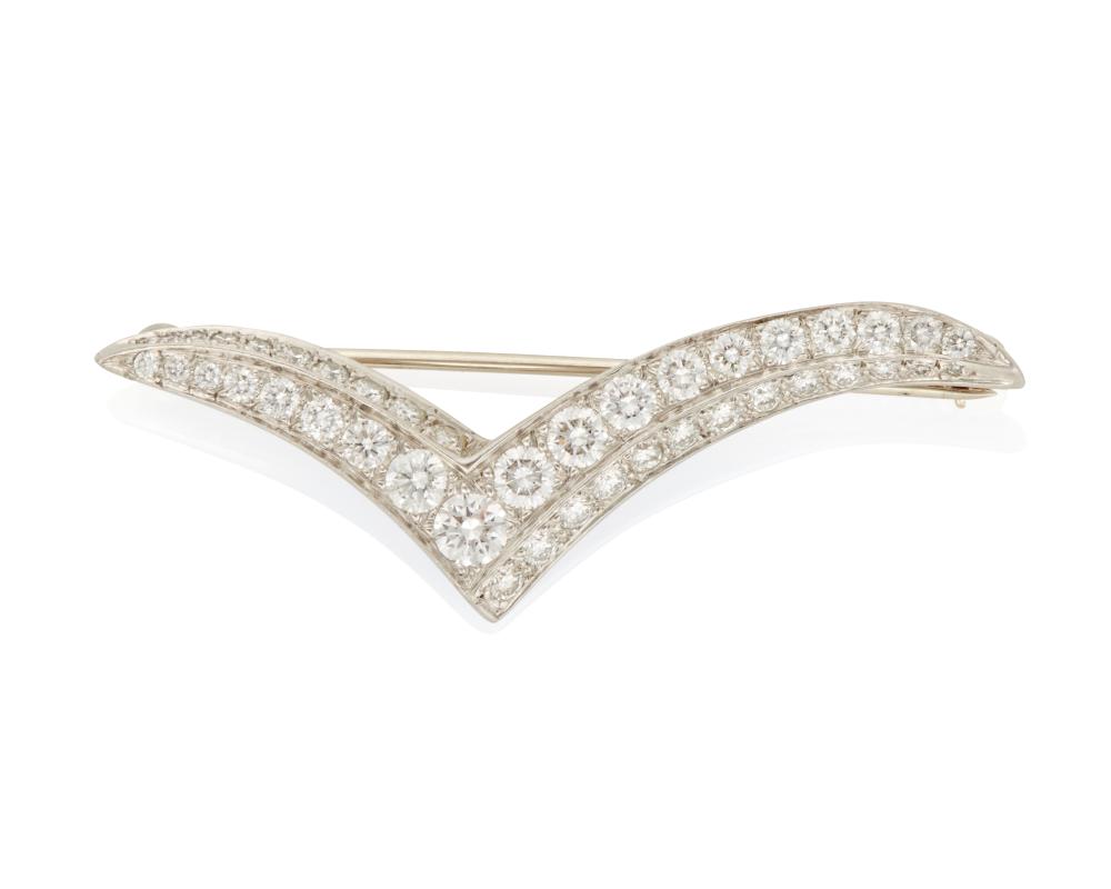 A TIFFANY & CO. DIAMOND SEAGULL