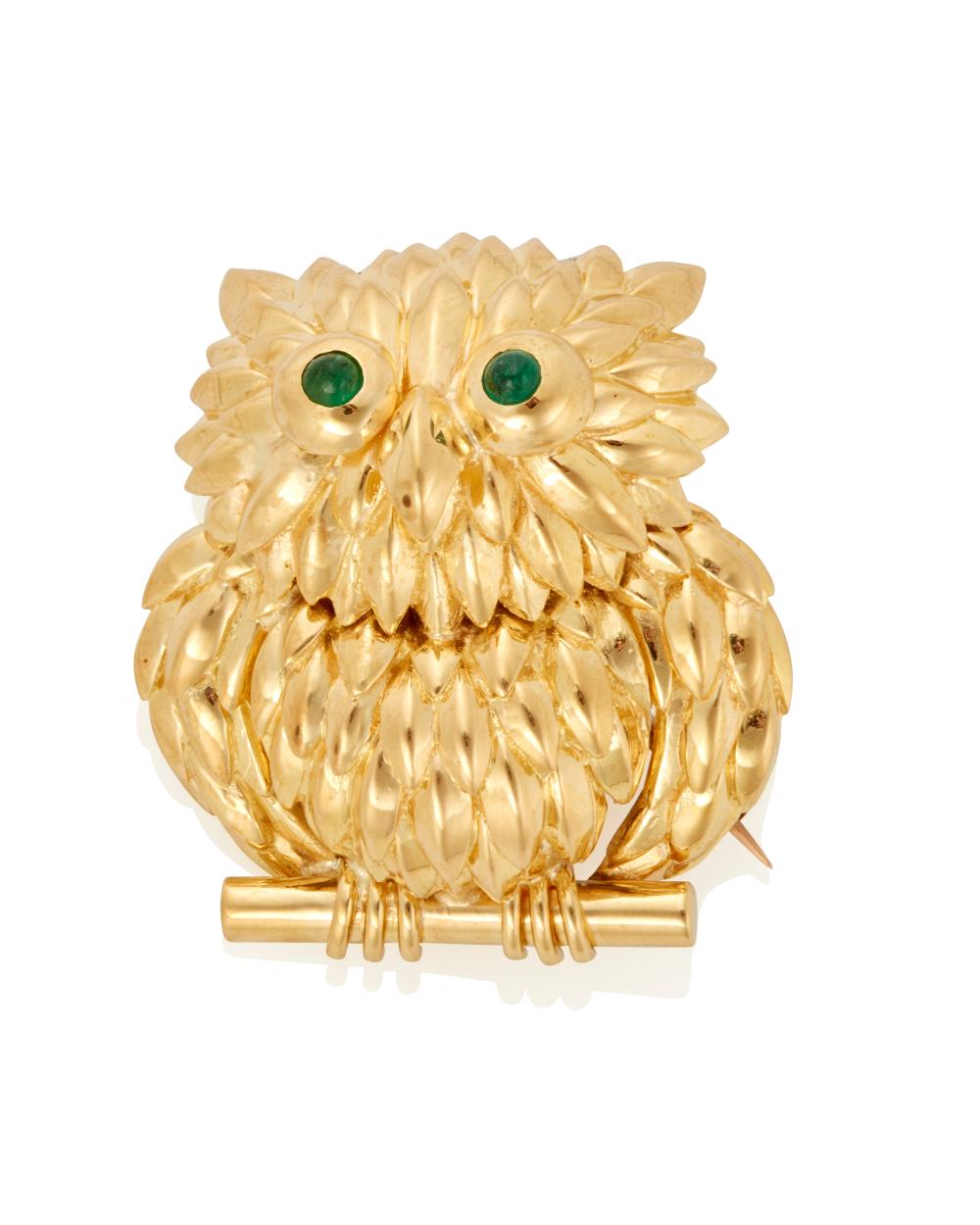 A TIFFANY & CO. EMERALD OWL BROOCHA