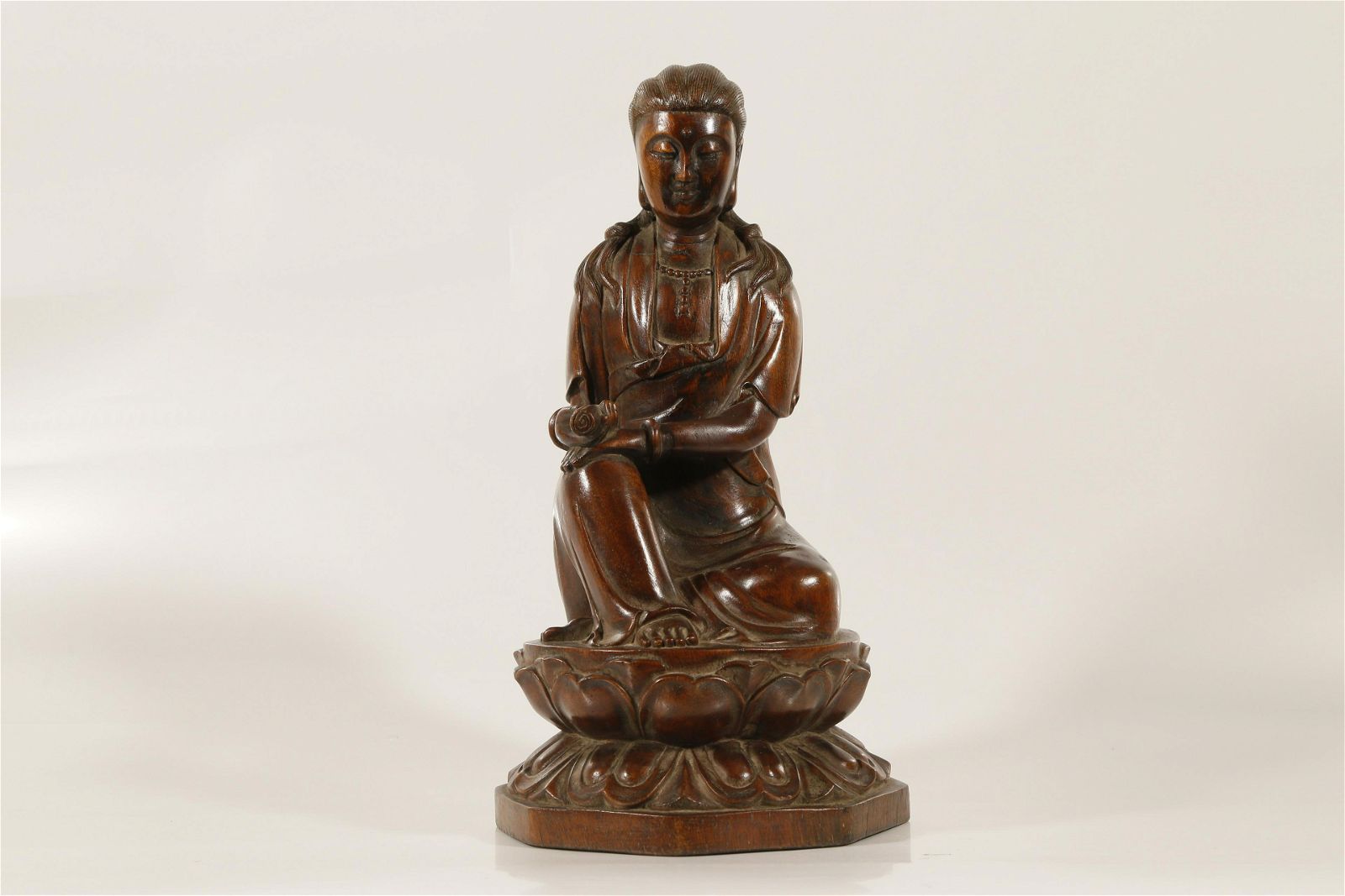 A TOP AND RARE EAGLEWOOD FIGURE