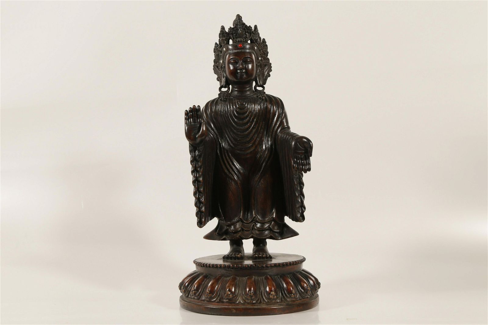 A TOP AND RARE EAGLEWOOD FIGURE