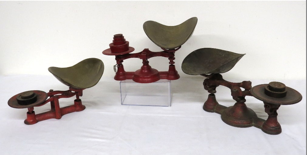 A TRIO OF CAST IRON COUNTRY STORE