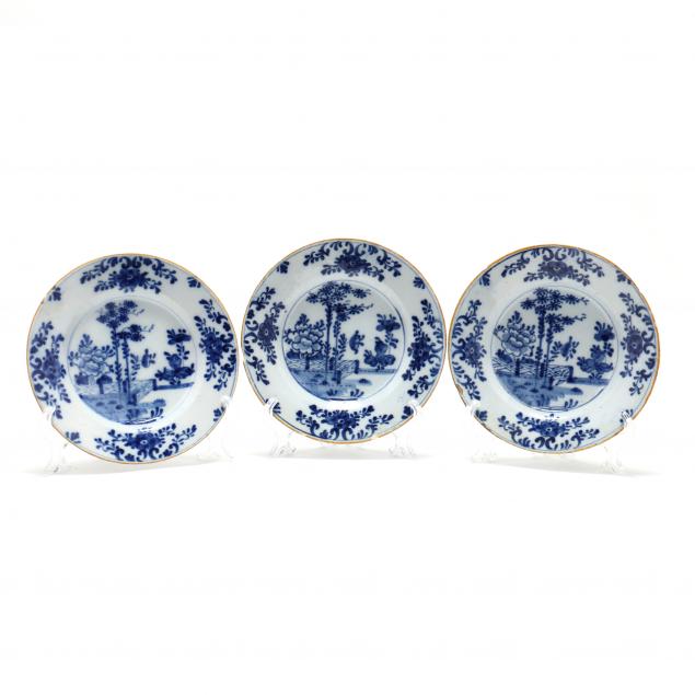 A TRIO OF MATCHED DUTCH DELFT