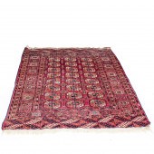 A TURKOMAN BOKHARA CARPET A Tu