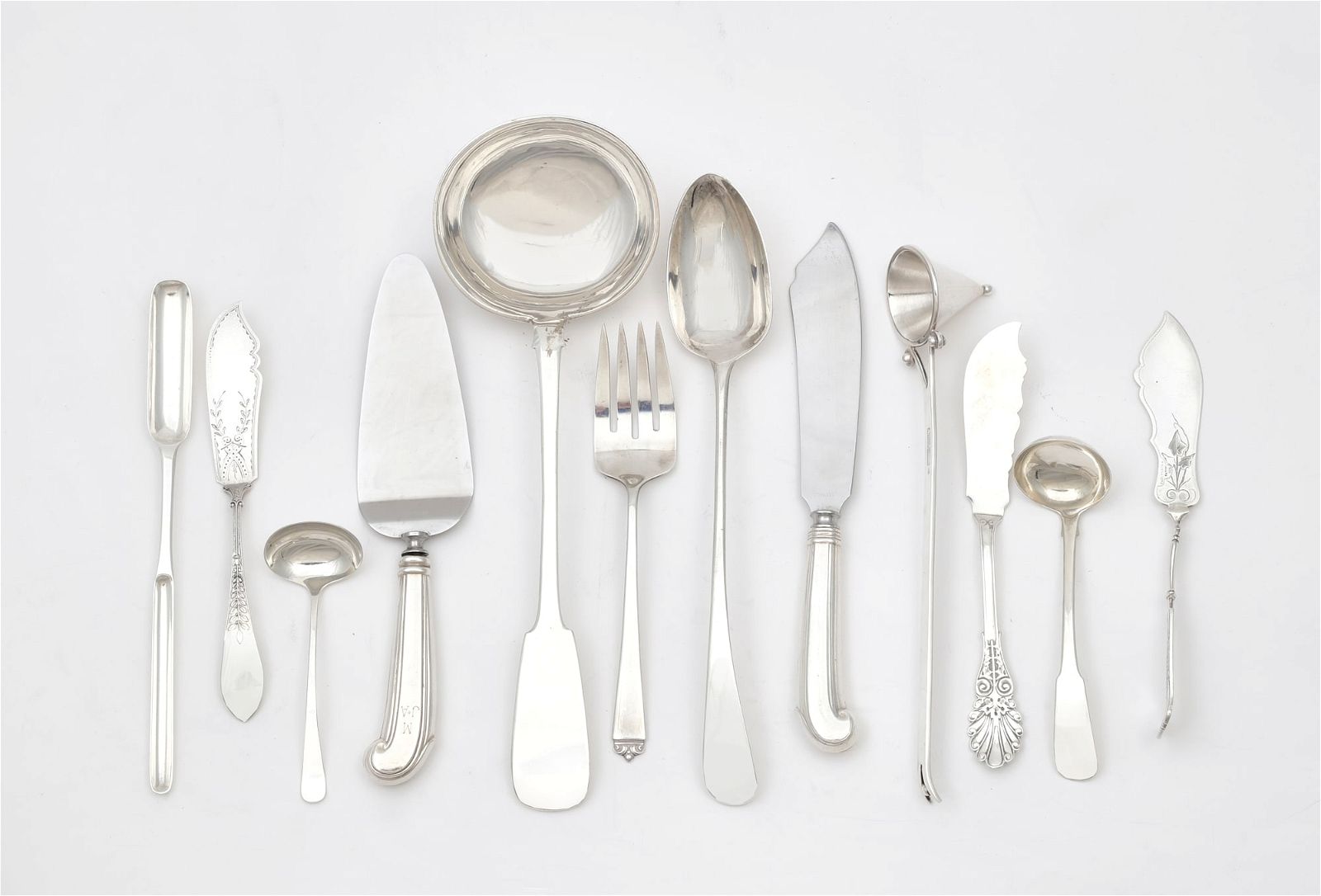 A TWELVE PIECE GROUP OF SILVER