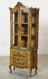 A VENETIAN ROCOCO STYLE VITRIN