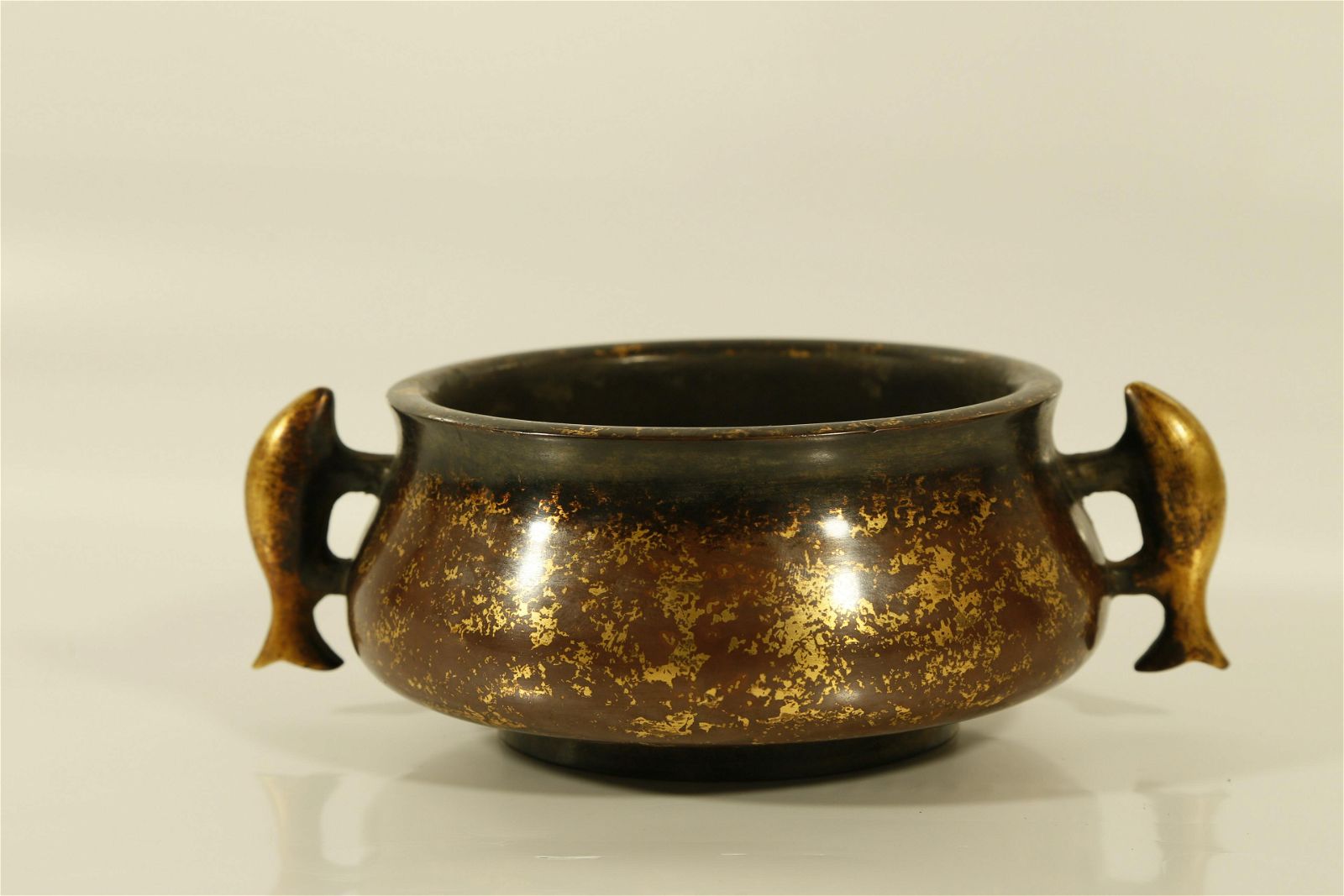 A VERY RARE GOLD-SPLASED COPPER