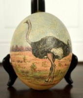 A very well-painted ostrich eg