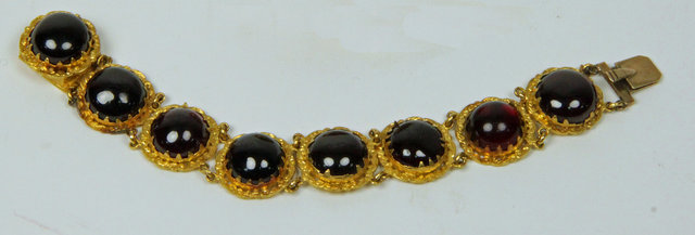 A Victorian bracelet set eight
