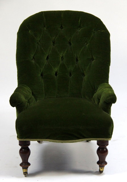 A Victorian button back nursing