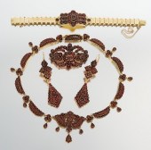 A Victorian Garnet Parure in O