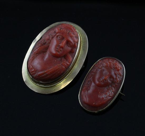 A Victorian gold mounted coral