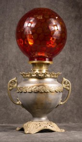 A VICTORIAN KEROSENE TABLE LAM