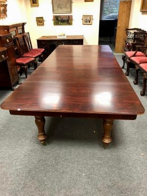A Victorian mahogany extending