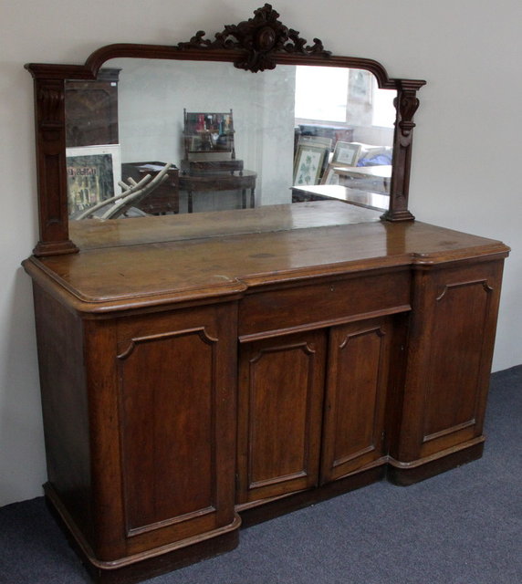 A Victorian oak breakfront