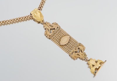 A Victorian Rolled Gold Necklace