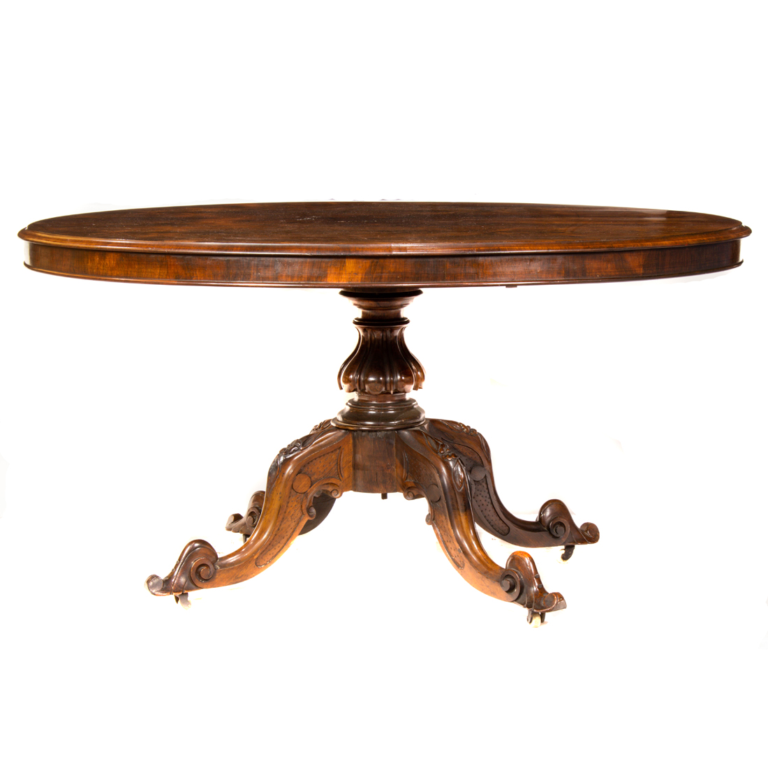 A VICTORIAN ROSEWOOD CENTER TABLE A