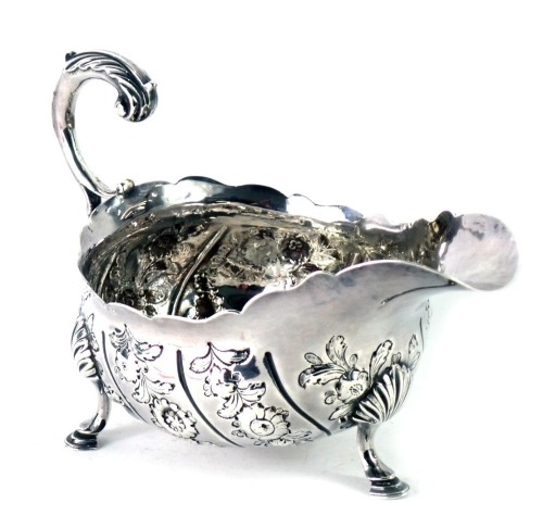 A Victorian silver sauce boat, with