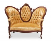 A VICTORIAN-STYLE SETTEEA Vict
