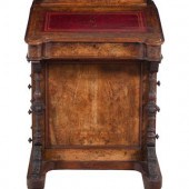 A Victorian Walnut Davenport D
