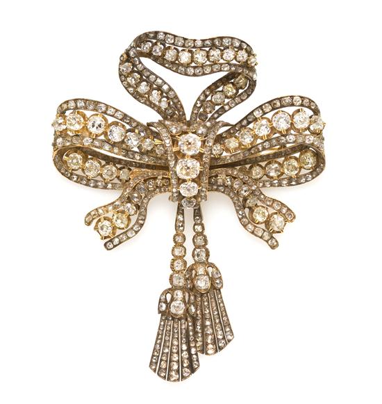 *A Victorian Yellow Gold and