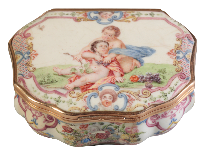 A VIENNA ENAMEL SNUFF BOX circa