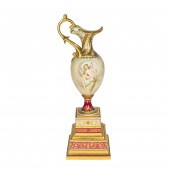 A VIENNA STYLE PORCELAIN EWER