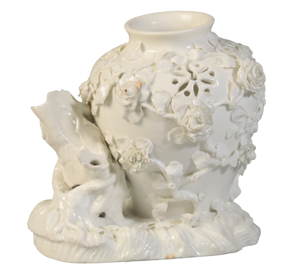 A VINCENNES WHITE POT POURRI VASE