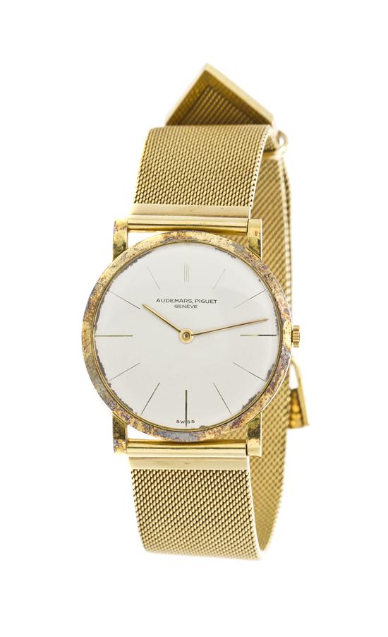 A Vintage 18 Karat Yellow Gold