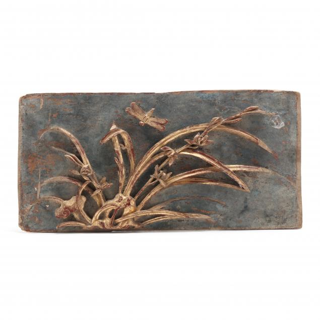 A VINTAGE ASIAN CARVED WOOD