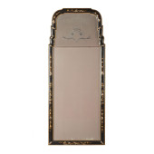 A VINTAGE CHINOISERIE QUEEN AN