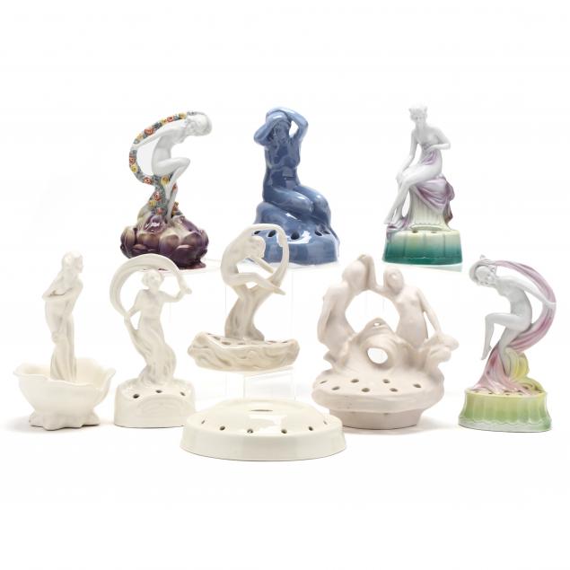A VINTAGE COLLECTION OF NINE ART