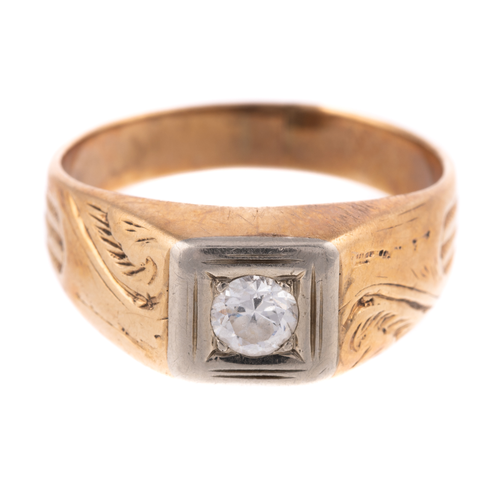 A VINTAGE DIAMOND RING IN 14K 14K
