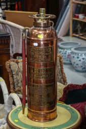 A VINTAGE FIRE EXTINGUISHER LA