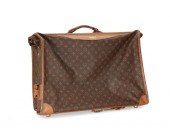 A VINTAGE LOUIS VUITTON MONOGR