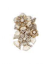 A VINTAGE MIRIAM HASKELL BROOC
