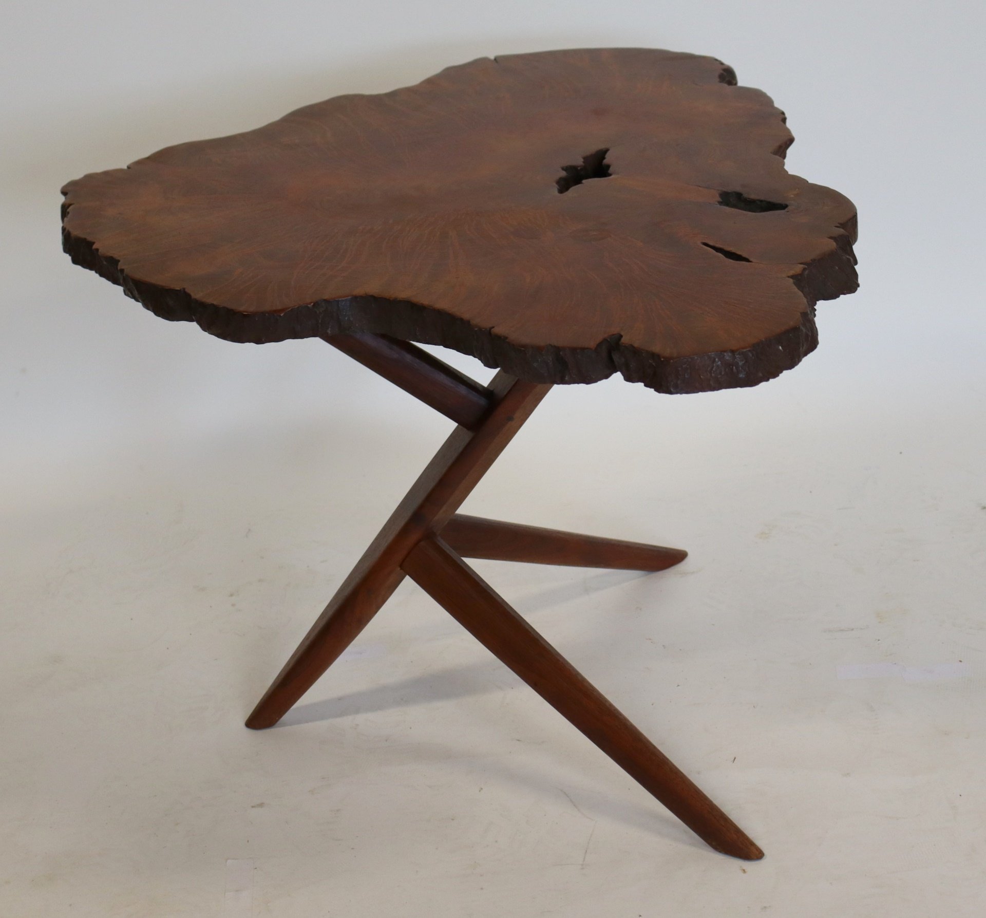 A VINTAGE NAKASHIMA STYLE