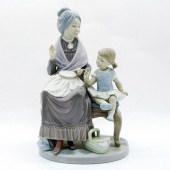 A VISIT WITH GRANNY 1005305 -