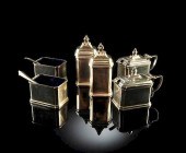 A WALKER & HALL STERLING SILVE