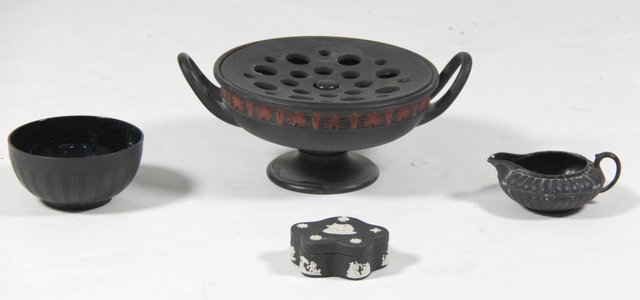 A Wedgwood black basalt two-handled