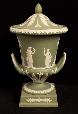 A Wedgwood sage jasper