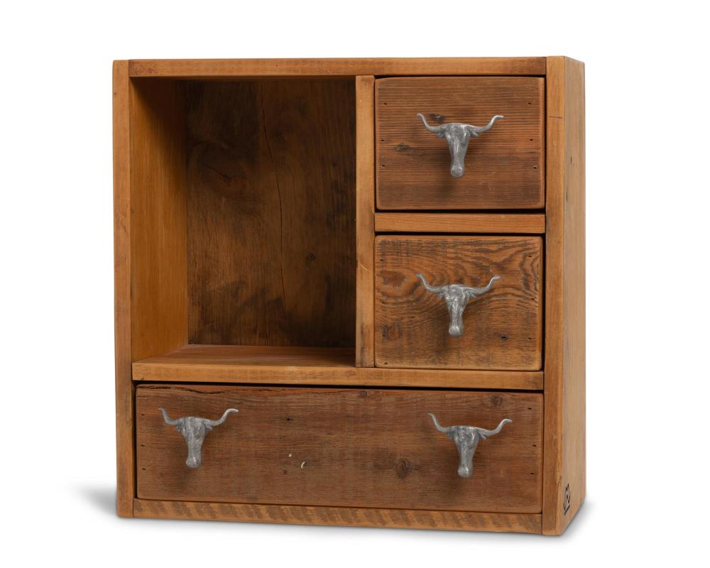 A WESTERN-STYLE WOOD TABLE-TOP